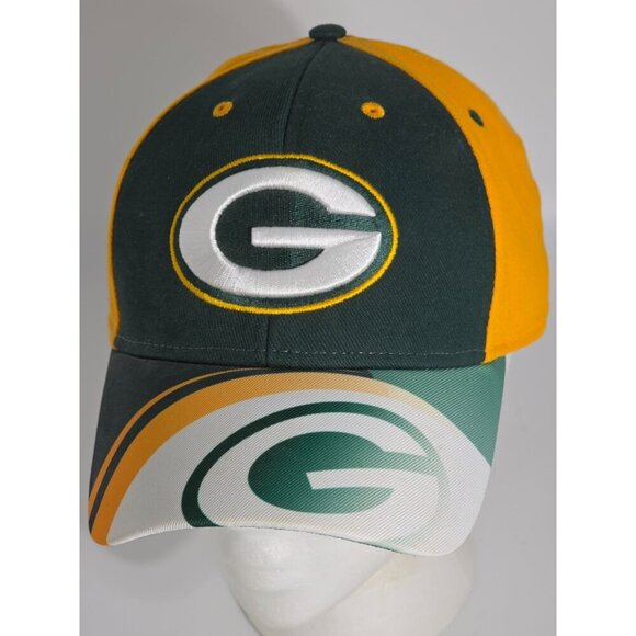 Green Bay Packers Adjustable Baseball Cap With Embroidered Logo & Curved Bill - Picture 3 of 12